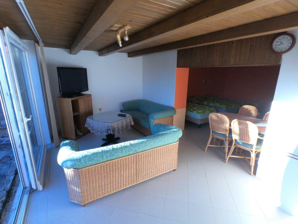 Frymburk 210 Apartman Esterno foto
